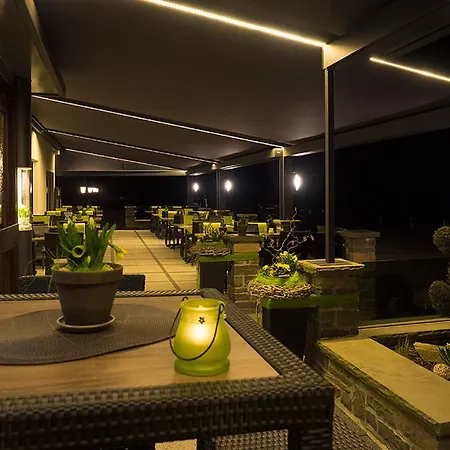 Penzion Restaurant - Im Pfenn Irrhausen