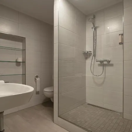 Penzion Restaurant - Im Pfenn 3*